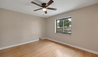 9405 Mackenzie Rd, Affton, MO 63123