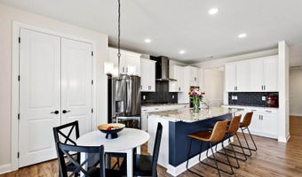 906 Haybeck Ln, Apex, NC 27523
