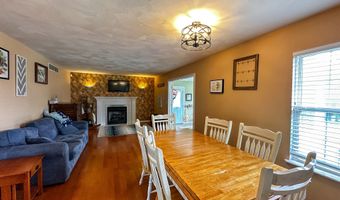 323 Woodfield Dr, Batesville, IN 47006