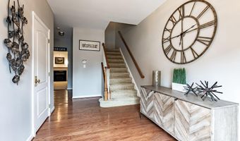 43738 CLEMENS Ter, Ashburn, VA 20147