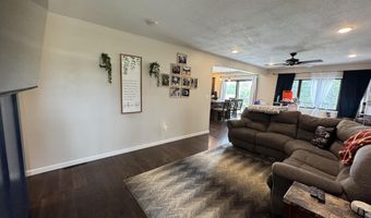 810 4Th St, Anita, IA 50020