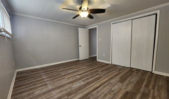 1902 E 38th St, Anderson, IN 46013