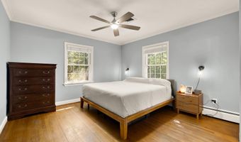 4112 DOWNING St, Annandale, VA 22003