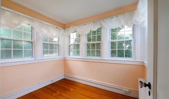 85 Church Dr, Cheshire, CT 06410