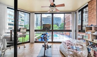 1001 N RANDOLPH St 212, Arlington, VA 22201