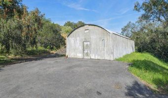707 S Live Oak Park Rd, Fallbrook, CA 92028