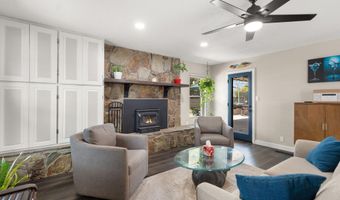 5208 Russell Dr NW, Albuquerque, NM 87114