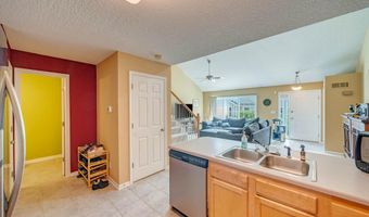 2806 Ithica Ct, Altoona, IA 50009