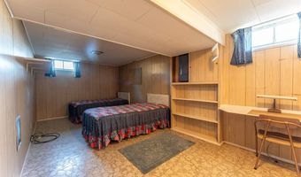 31 Garden Cir, Babbitt, MN 55706