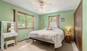 1304 Swanhill Dr, Albert Lea, MN 56007