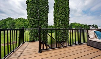 1658 PINEWIND Dr, Alburtis, PA 18011