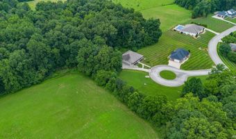409 Crooked Stick Dr, Bedford, IN 47421
