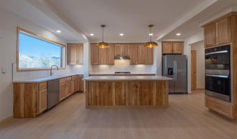 409 Tolman Rd, Clark, WY 82435