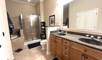 11 E Perimeter Ctr E #1408, Atlanta, GA 30346