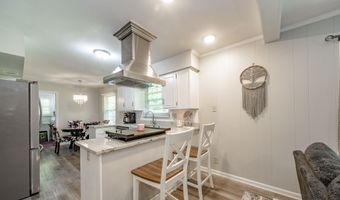 1641 Hillcrest Ave, Anderson, IN 46011