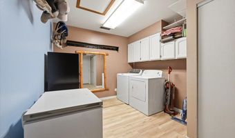 7 B Statesboro Dr, Belle Fourche, SD 57717