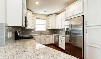 43031 FOXTRAIL WOODS Ter 107, Ashburn, VA 20148