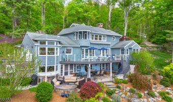 40 Hemlock Ave, Andover, NJ 07860