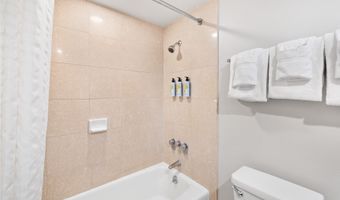 2045 Kalakaua Ave 1607, Honolulu, HI 96815