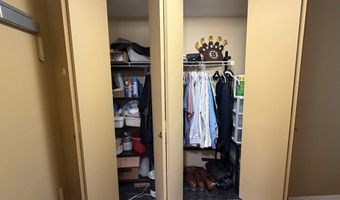 9 Hawthorne Place 4B, Boston, MA 02114