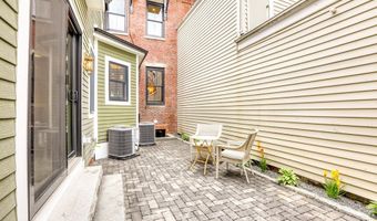 16 Chestnut St, Boston, MA 02129