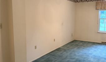 4790 Bayfield Rd, Allison Park, PA 15101