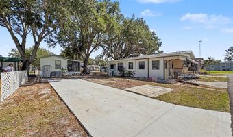58 Leisure Dr, Auburndale, FL 33823