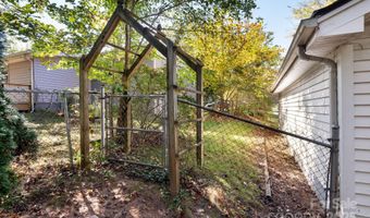 14 Wagon Rd, Asheville, NC 28805