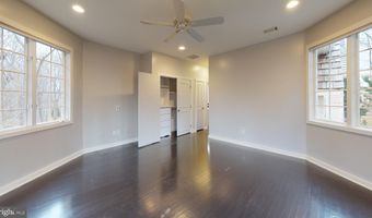 9629 EAGLE RIDGE Dr, Bethesda, MD 20817