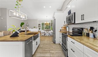1226 Summer Ln, Auburn, GA 30011