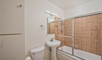 18063 Burbank Blvd, Encino, CA 91316