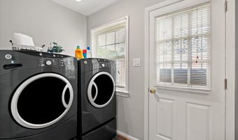 11400 DUNDEE Dr, Bowie, MD 20721