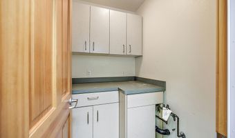 1049 Siskiyou Blvd, Ashland, OR 97520