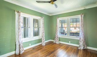 134 Sawyer Ln, Apalachicola, FL 32320