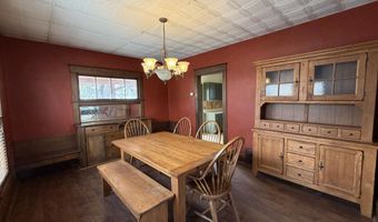 516 SE 10th Ave, Aberdeen, SD 57401