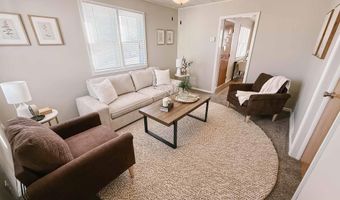 704 3rd Ave, Alton, IA 51003