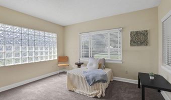 1205 Kenwick Rd, Columbus, OH 43209