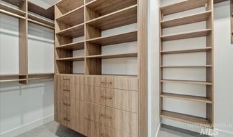 3255 W Moore St, Boise, ID 83702