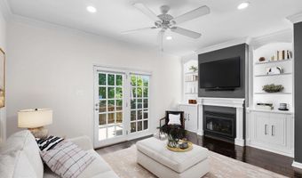 19- A W UHLER Ave, Alexandria, VA 22301