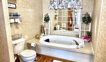 16 Gonyea Rd, Altona, NY 12910