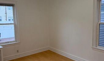 187 W 48Th St, Bayonne, NJ 07002