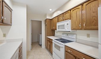 952 Oakbrook Dr, Ashland, OH 44805