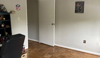 6621 WAKEFIELD Dr 317, Alexandria, VA 22307