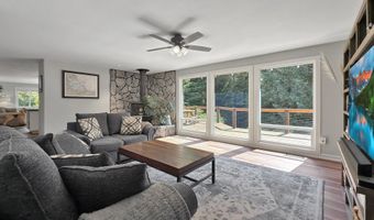 95663 MARTIN RANCH Rd, Brookings, OR 97415