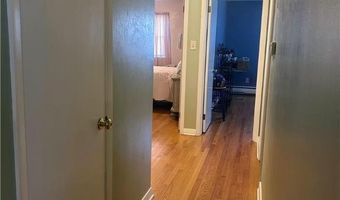 1009 Debbie Ln, Allentown, PA 18103