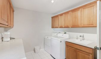 305 BUCKINGHAM Dr, Algonquin, IL 60102