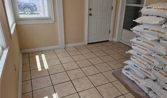 461 River Rd, Lincoln, RI 02865