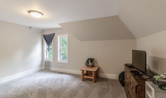 202 E Adams St, Arlington, MN 55307