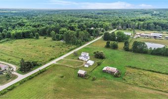 6925 New London Rd, Ashtabula, OH 44004