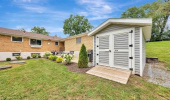5538 Silverpoint Dr, Cincinnati, OH 45247